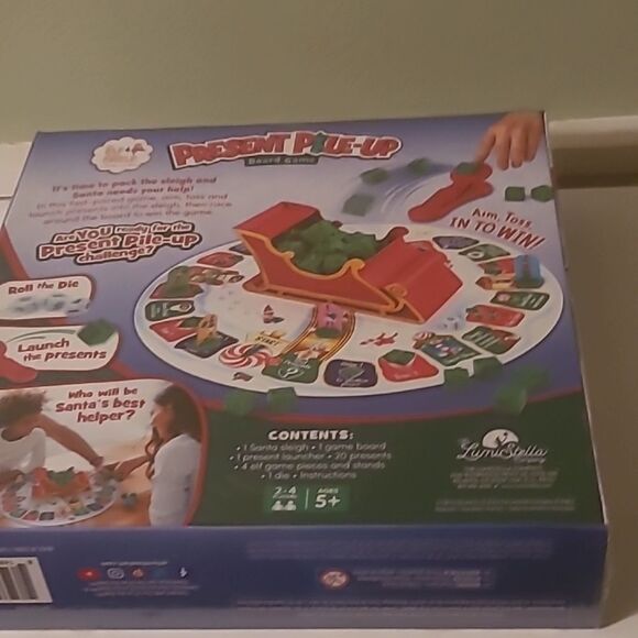 Elf on the Shelf Game - Picture 3 of 4